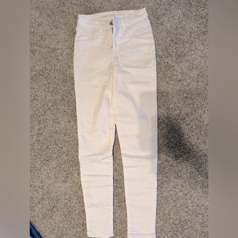 American eagle White Skinny Jeans Women’s SZ 2